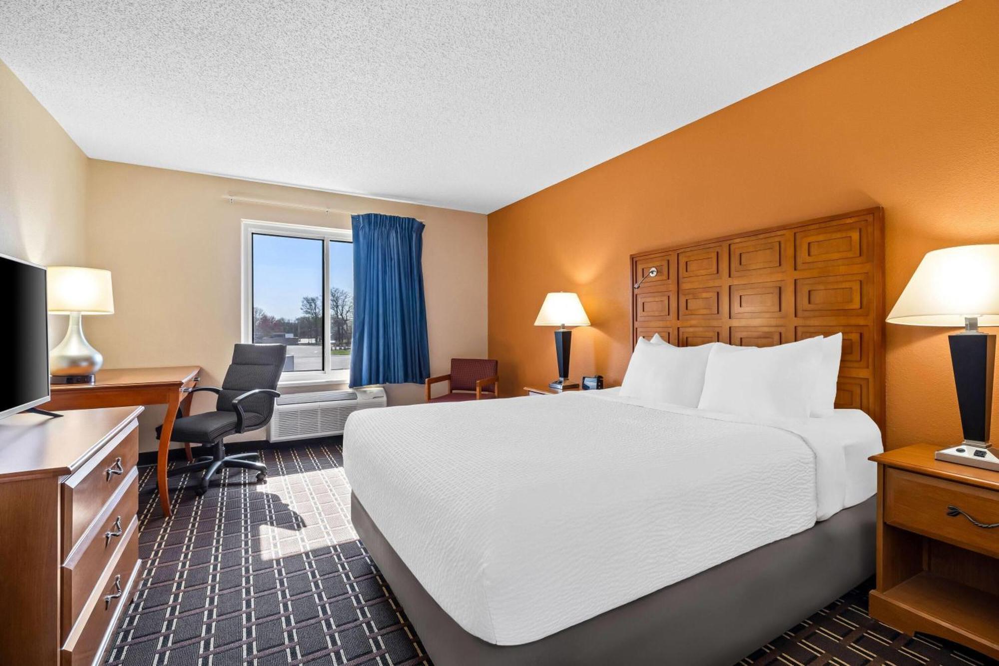 Days Inn By Wyndham Black River Falls - Access To Atv Trail Exterior photo