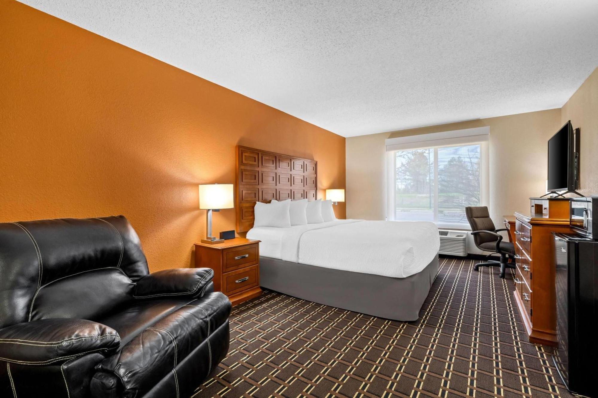 Days Inn By Wyndham Black River Falls - Access To Atv Trail Exterior photo